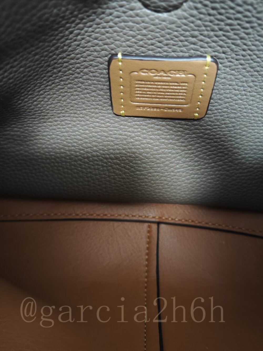 😘😘Coach Lana Shoulder Bag 23 brown - Picture 10 of 15